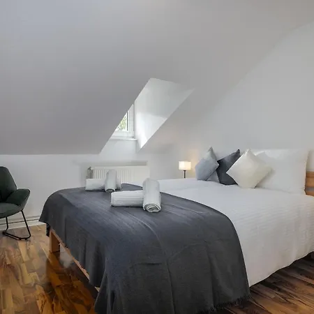 K&m - Family Friendly - Spacious And Cozy Wiesbaden